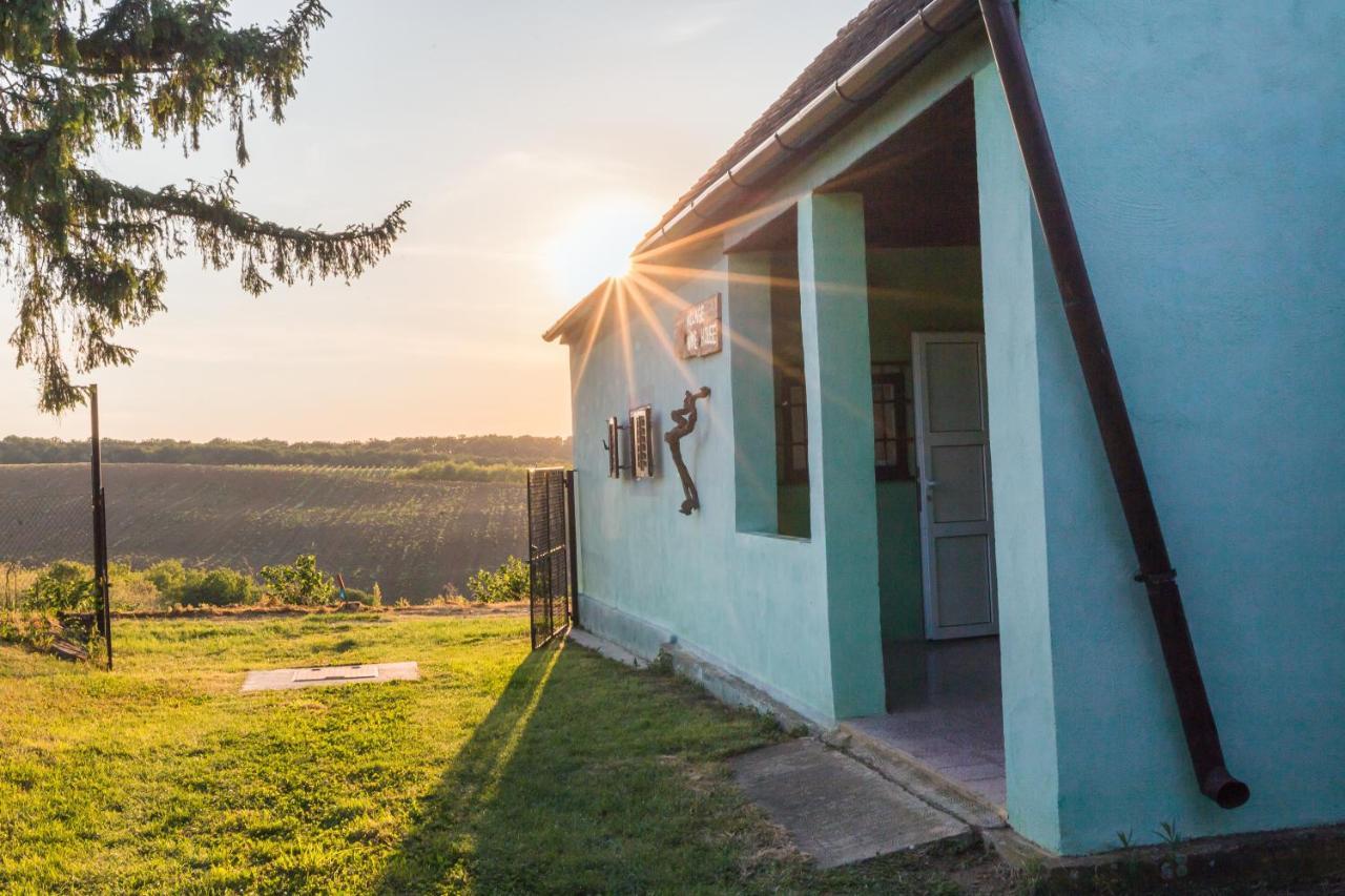 Village Wine House Mandicevac Экстерьер фото
